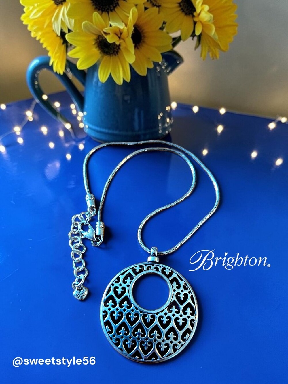BRIGHTON Vintage Silver Fleur-de-lis Cut-out Pendant Necklace STATEMENT MAKING!!